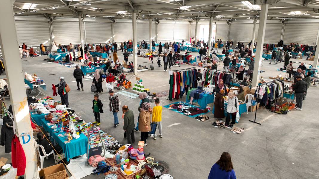 Konya’nın en ucuz pazarı! Ayda bir açılıyor 3